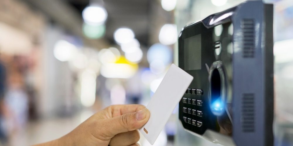 Hora extra no sábado é 50 ou 100