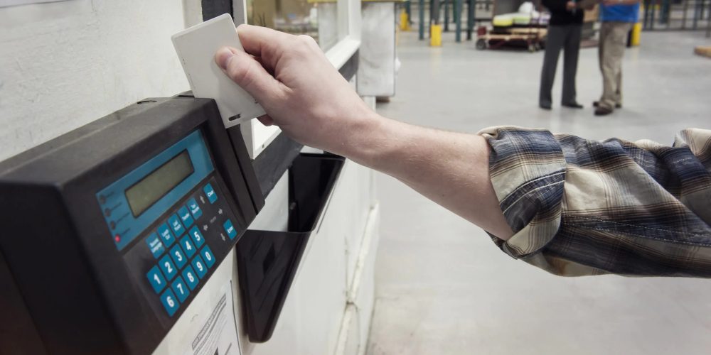 Hora extra no sábado é 50 ou 100