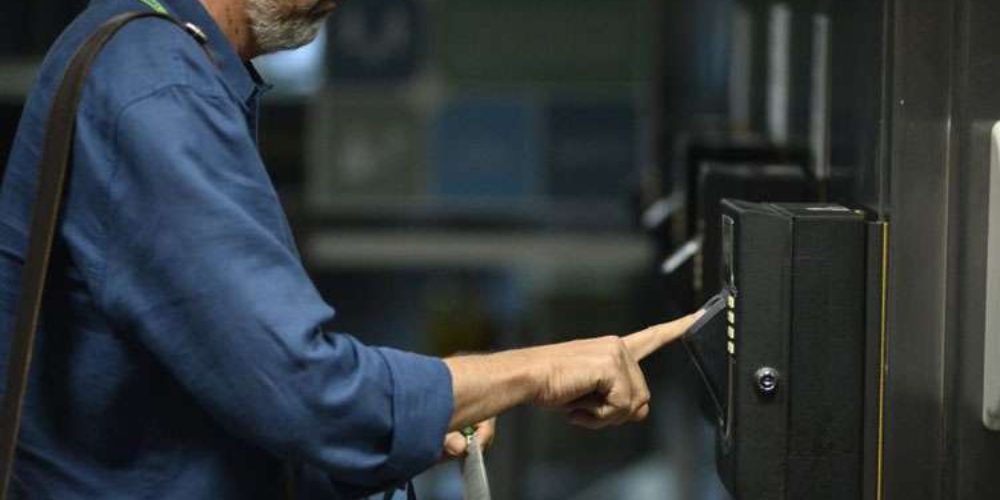 A partir de quantos minutos gera hora extra