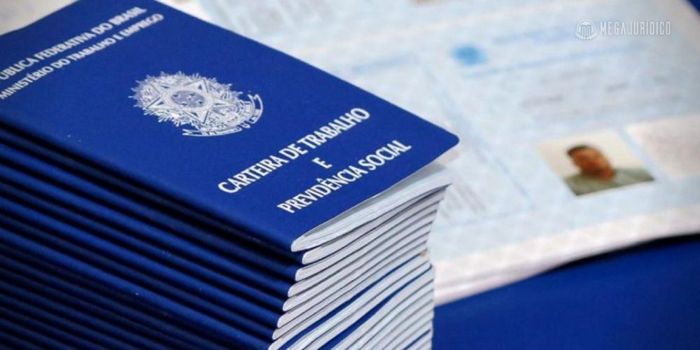 Falta na sexta desconta quantos dias